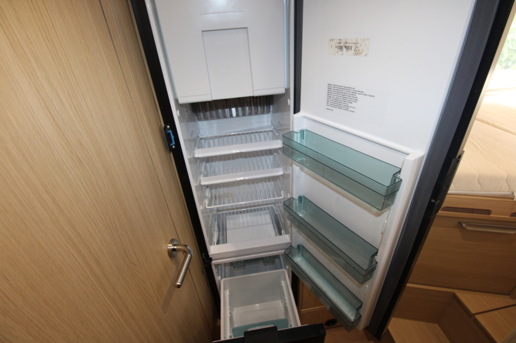 Niesmann-bischoff Smove 7.4 E foto: 9