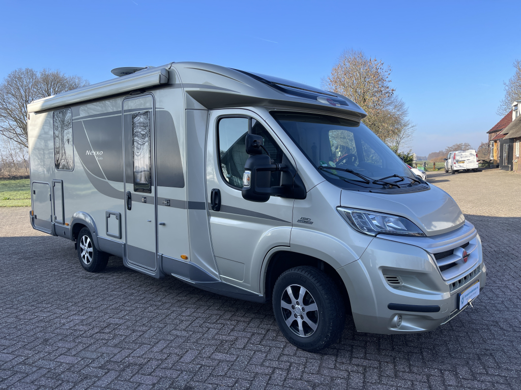 B&uuml;rstner Nexxo T 685 photo: 0
