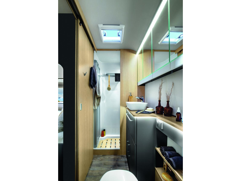 LMC Videro 580 D model 2027 badkamer  foto: 7