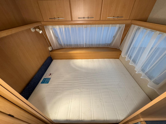 Adria Unica A 390 PS foto: 5