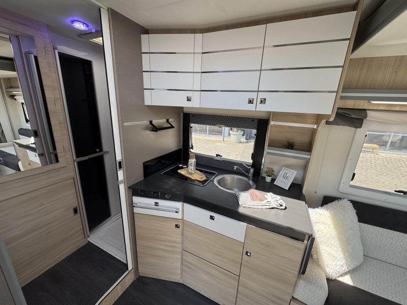 Challenger Graphite VIP 260 Ruimtewonder Automaat  foto: 16