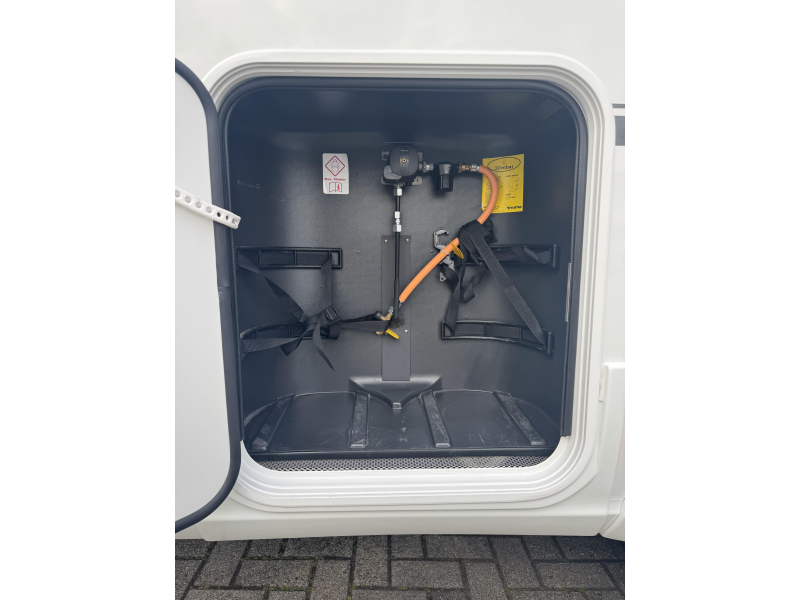 Adria Coral XL Plus A 670 SL  foto: 22