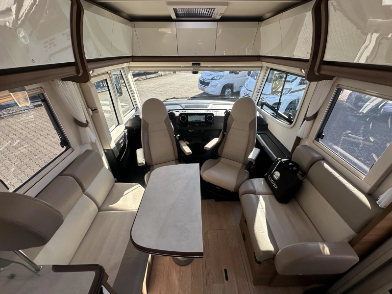Rapido M 96 Mercedes HPC Lithium TV  foto: 16