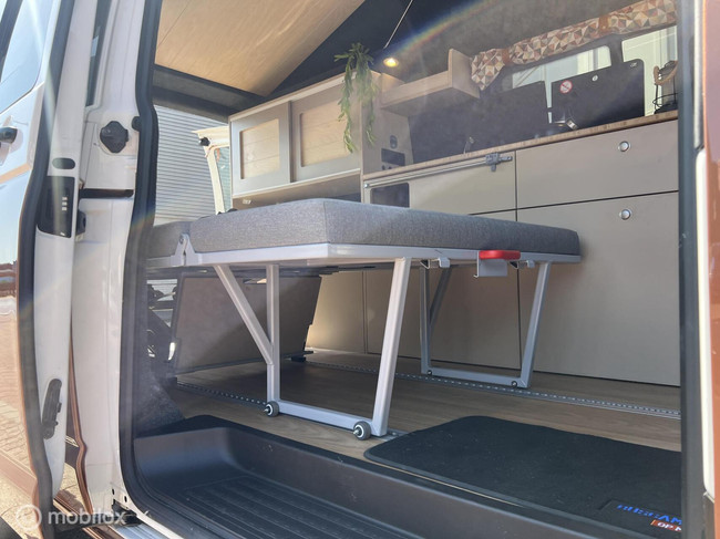 Volkswagen T6 2019 Florida L2H1 98k km Two-tone foto: 10