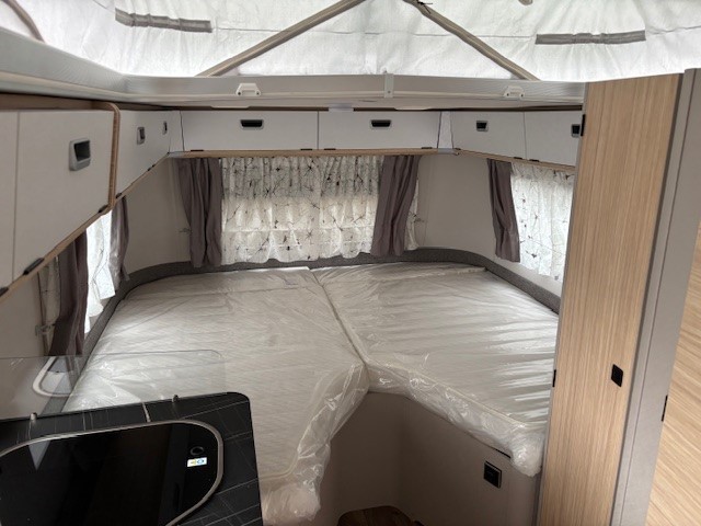 Eriba Touring 642 Nugget Gold foto: 8