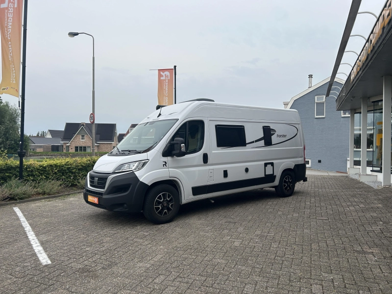 Forster V 636 EB Buscamper met dwarsbed  foto: 1