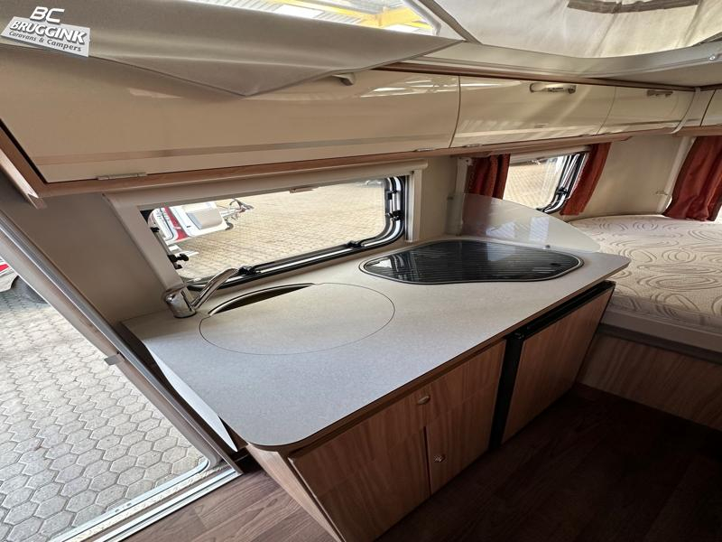 Eriba Touring Triton 430 SILVER EDITION  foto: 3