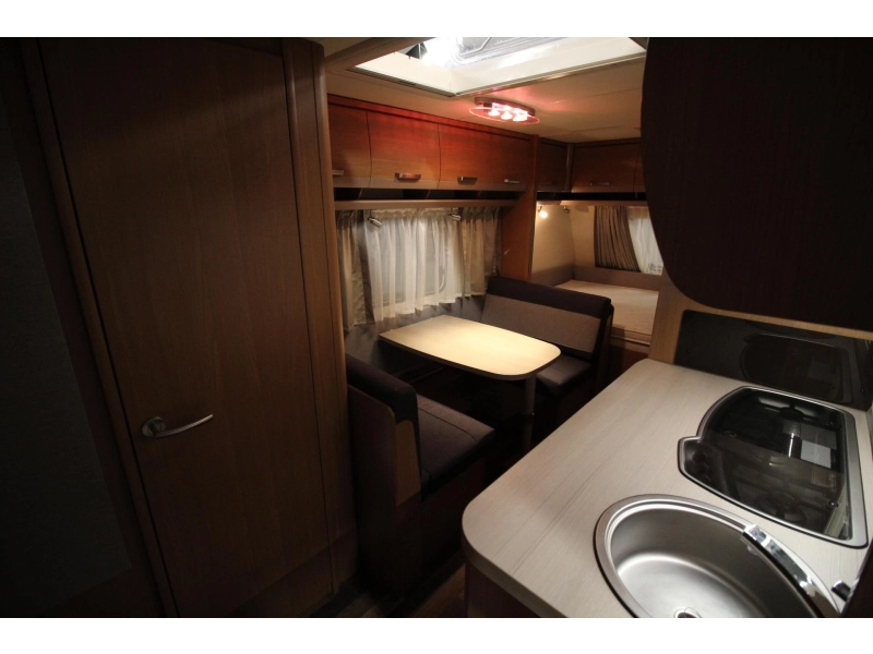 Knaus Sport 500 QDK Mover Voortent Fietsenrek  foto: 6