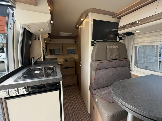 Malibu 640 LE Charming GT 9T-Automaat Enkele Bedden Zonnepaneel Omvormer Maxxfan foto: 11