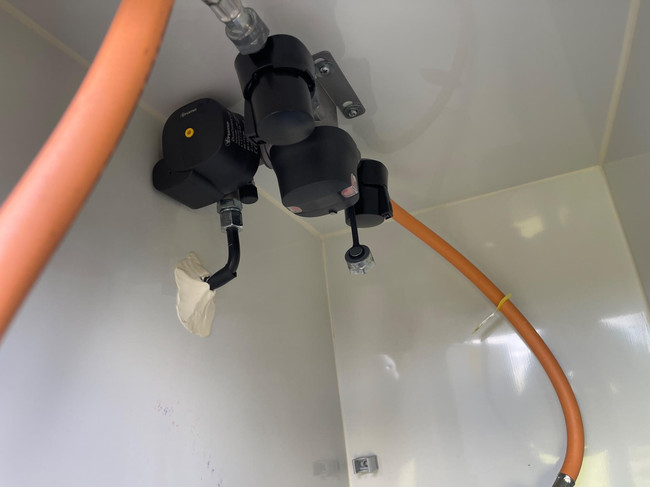 Adria Twin Plus Supreme 640 SLB 9-Traps LUCHTVERING foto: 21