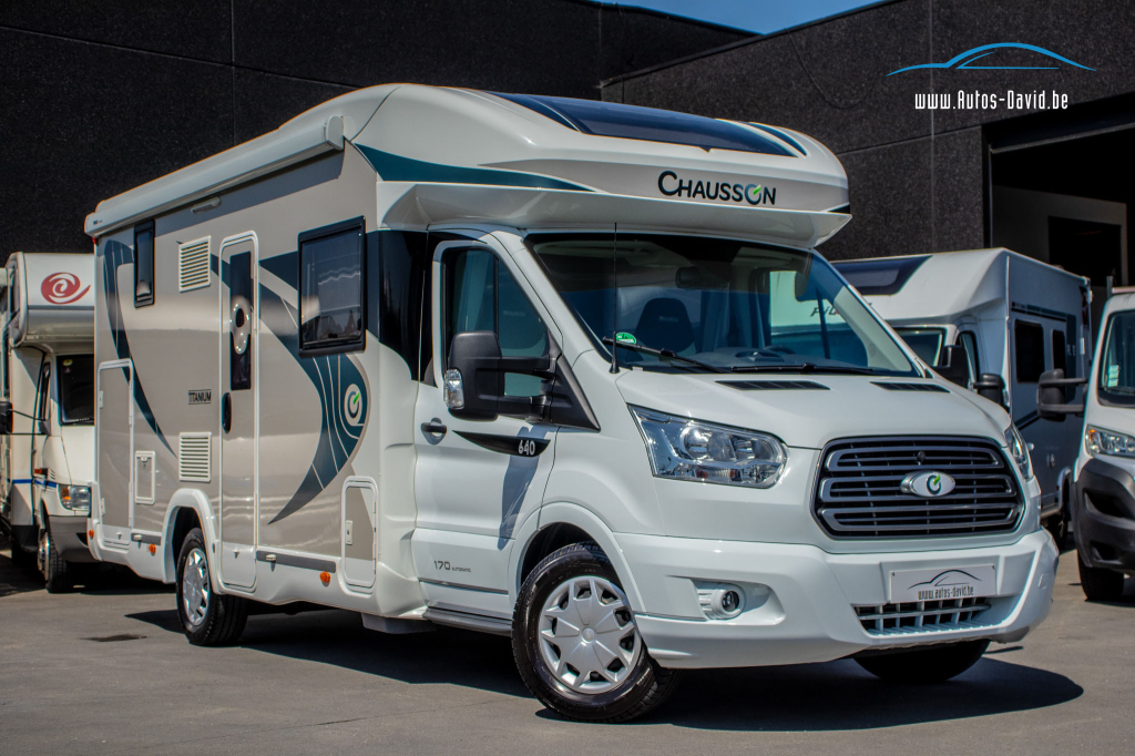Chausson Titanium 640 Ford Aut. 170PK 4 Slaappl. / 1 EIGENAAR / GARAGE / LUIFEL / CAMERA / KEUKEN / DOUCHE / WC / CRUISECONTROL ! 