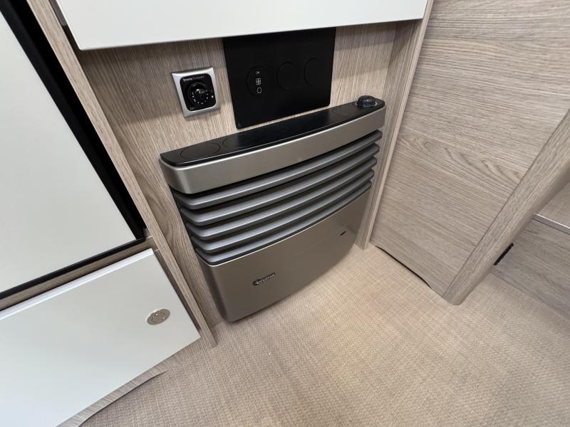 Bürstner Premio Plus 520 TL  foto: 16