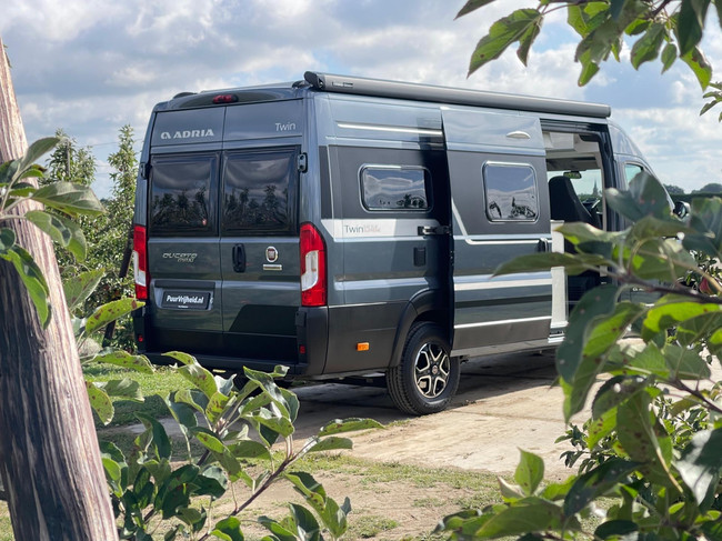 Adria Twin Plus Supreme 640 SLB 9-Traps LUCHTVERING foto: 5