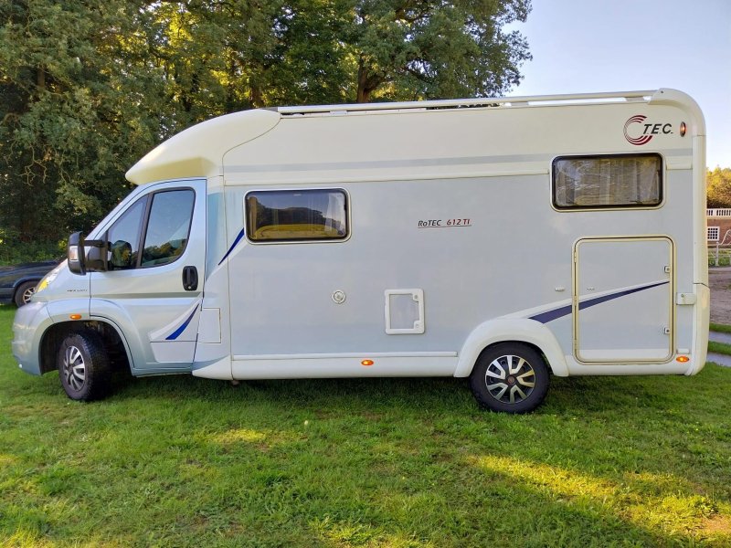 TEC Rotec 612 TI met trekhaak en sola  foto: 9