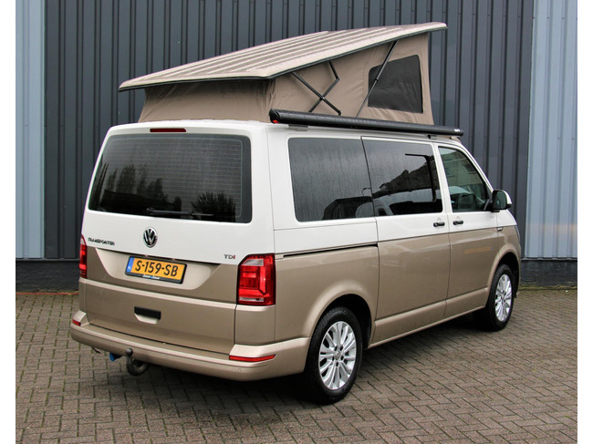 Volkswagen Transporter 2.0 tdi 150pk Aut. 4 Slaapplaatsen, Cruise, airco, Nieuw interieur, draaibare passagiersstoel, trekhaak, two tone, hor, bom vol!!! foto: 7