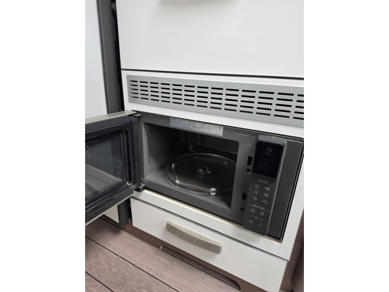 Knaus Sport 420 QD luifel fietsdrager Oven .  foto: 11