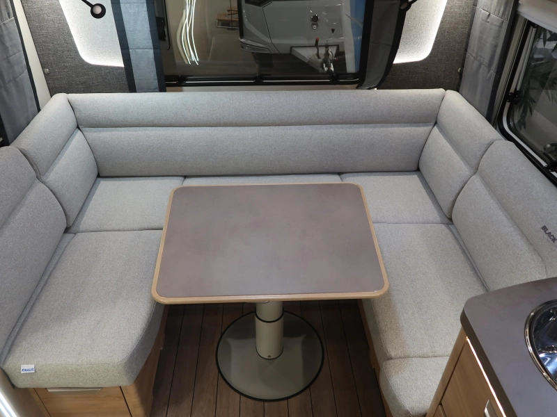 Knaus Sudwind Black Selection 450 FU  foto: 13