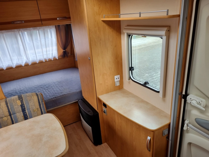 Caravelair Ambiance Style 400 Mover-Awning-Ultra Heat photo: 11