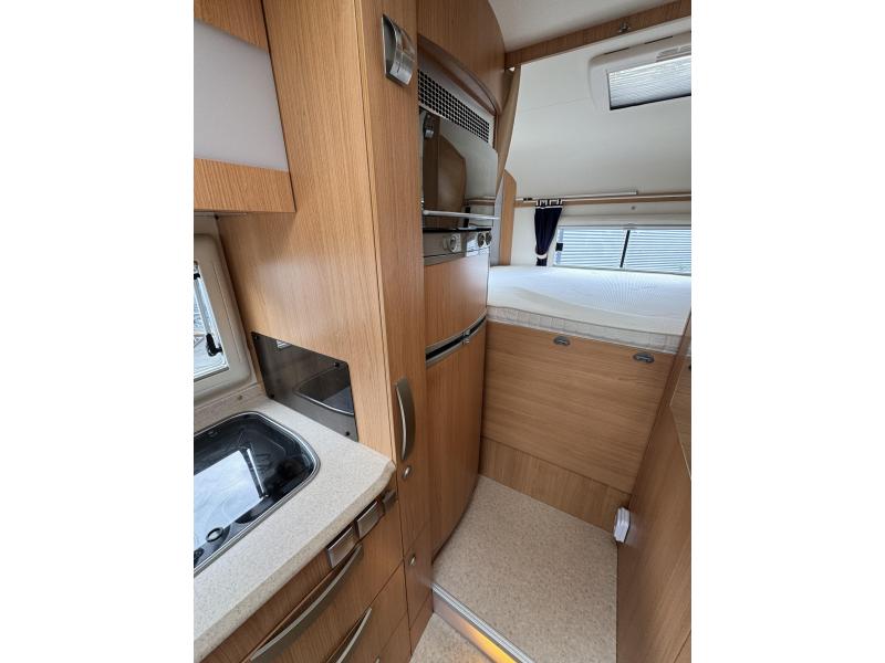 Adriatik Vision 707 SG Dwarsbed- Hefbed- Airco  foto: 9