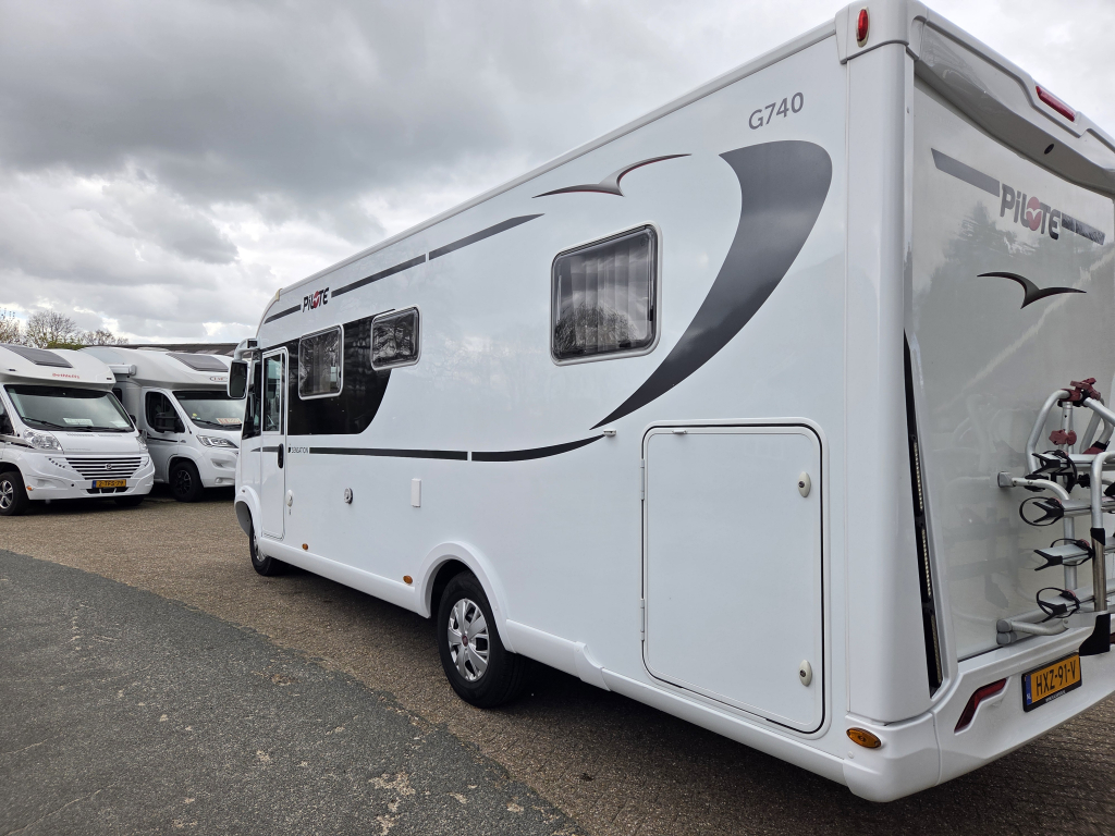 Pilote Sensation P740 Queensbed 2018 foto: 2