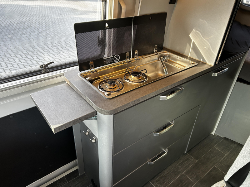 Weinsberg CaraTour 600 MQ Dwarsbed/9-traps automaat  foto: 11