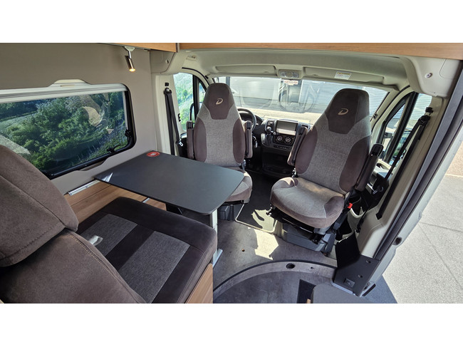 Dethleffs Globetrail 640 EK / Gratis Stalling foto: 14