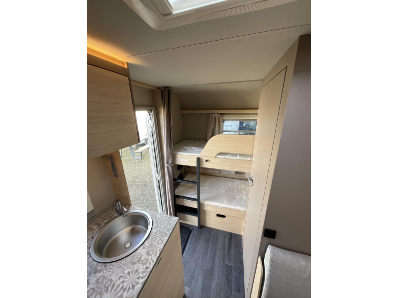 Weinsberg CaraCito 470 QDK STAPELBED-1000,- KORTING  foto: 8