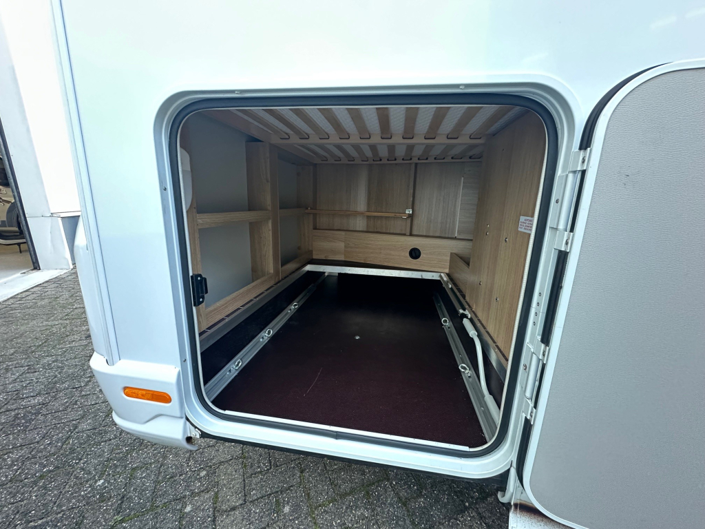Knaus Sky Wave 650 mf 60 years edition foto: 19