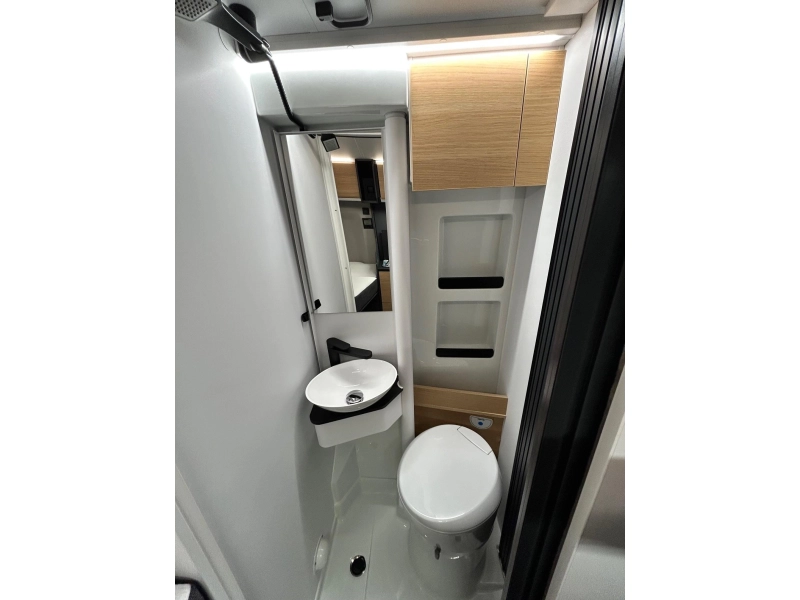 Adria Twin 600 SLB Select Spring Edition automaat  foto: 16