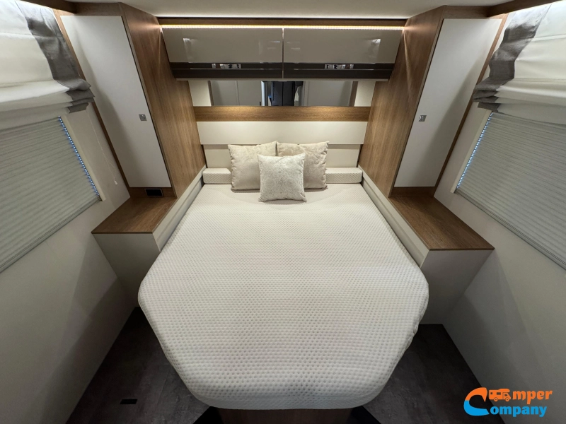 Dethleffs Trend T 7057 DBL Queensbed / Truma Combi E  foto: 15