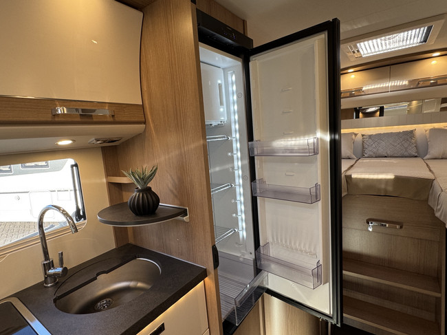 Malibu by Carthago T 430 KB LE 140 PS AUTOMATIK 9-Gang Euro6 Fiat Ducato **Einzelbetten/4 Sitzpl&auml;tze/Markise/32