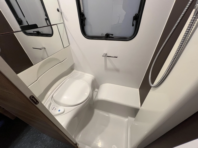 Adria Altea 472 LU Sackmarkise Fahrradtr&auml;ger Foto: 12