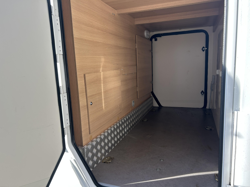Forster T 699 EB Automatik, Klimaanlage, Solar. Foto: 21