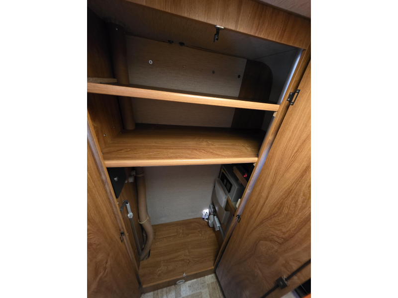 Hymer B 564 AIRCO | TOPSTAAT 2.5TD  foto: 14