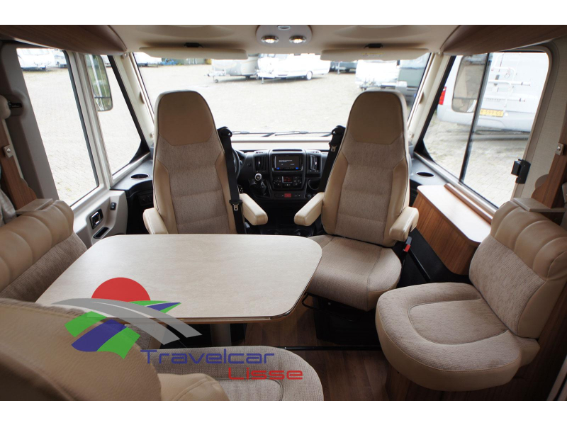 Hymer B 598 Premium Line/Cama Queen foto: 2