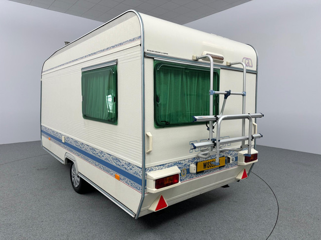 Adria Unica 390 PS photo: 2