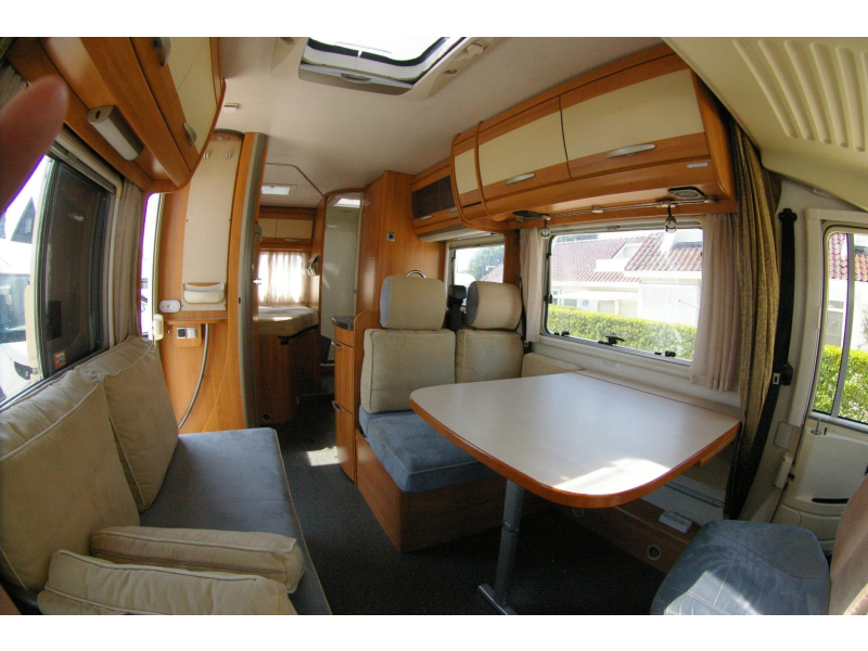 Hymer B 654 Cama francesa, Autom&aacute;tico, Aire acondicionado foto: 10