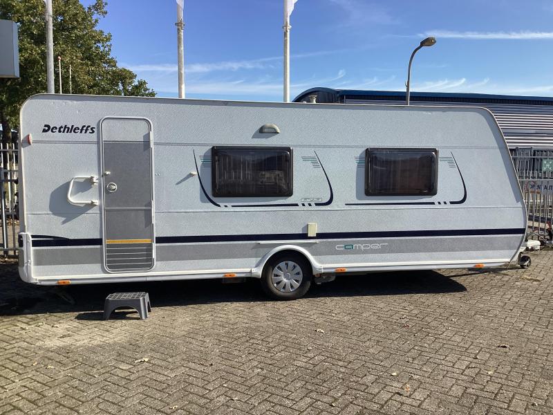 Dethleffs Camper Style 545 DBM AIRCO/MOVER/VOORTENT  foto: 19