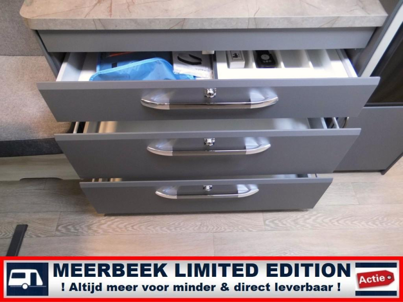 Hobby De Luxe 460 UFE 4059,=KORTING THULE&MOVER  foto: 15