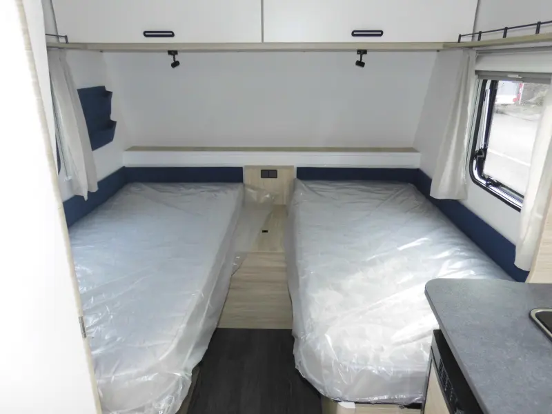 Sterckeman Easy 450 LJ Anniversary Edition Nieuw, modeljaar 2025!  foto: 3