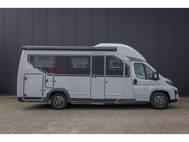 Bürstner Signature SFT 7.1 Nieuw model!! foto: 1