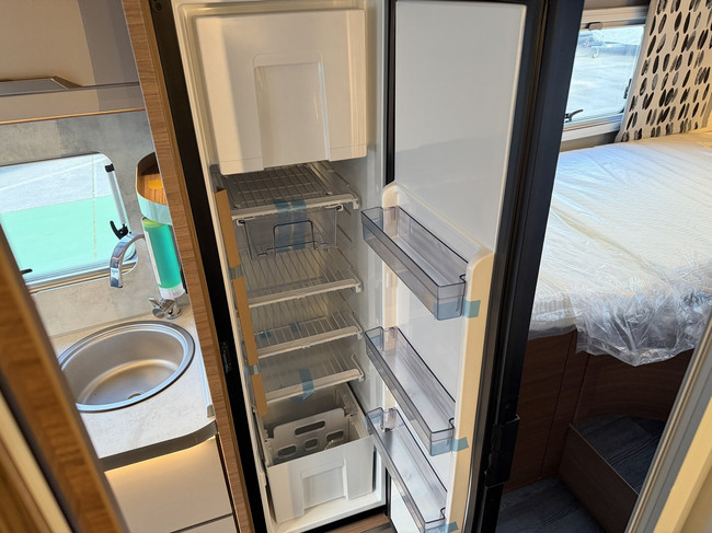 Knaus Van Wave VW 640 MEG Vansation / Free storage photo: 14