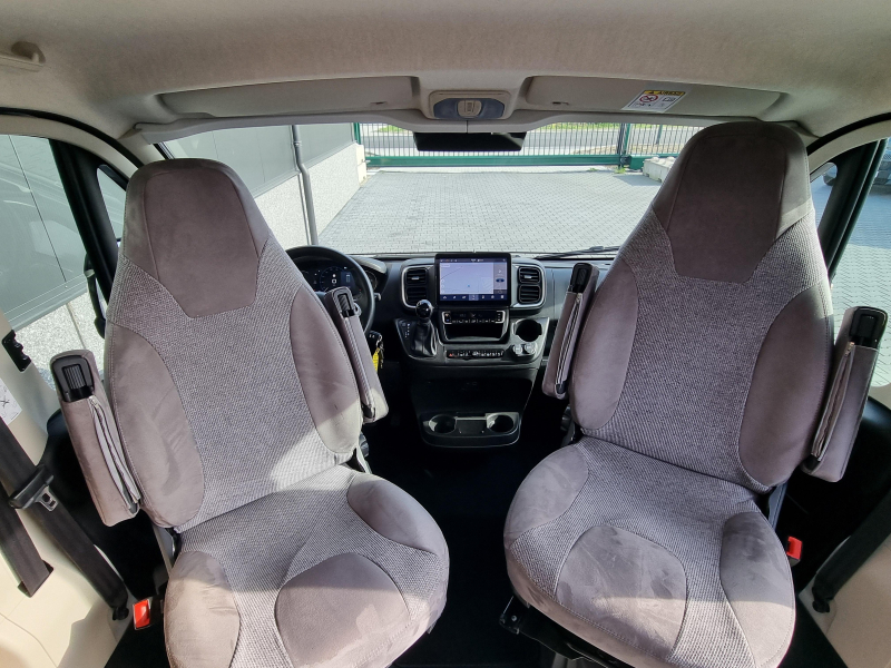 Pössl Roadcruiser 640 Automaat Lengtebed  foto: 19
