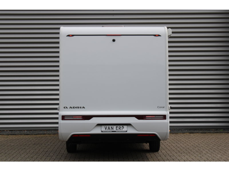 Adria Coral 600 SL 140PK Lengtebedden Garage  foto: 21