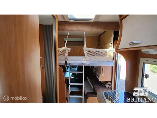 Chausson FLASH 16 ... 2011 cama transversal/cama abatible foto: 12
