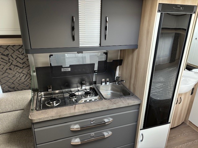 Hobby De Luxe 460 UFE foto: 7