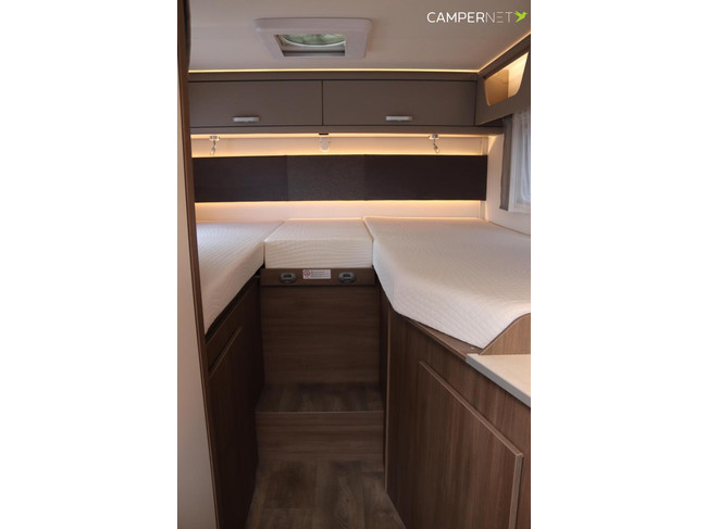 Carado T338 165pk Automaat | BR Systeem | LPG installatie | Lengtebedden | Omvormer | Lithium | Oven | Zonnepanelen | Bearlock | Editio foto: 16