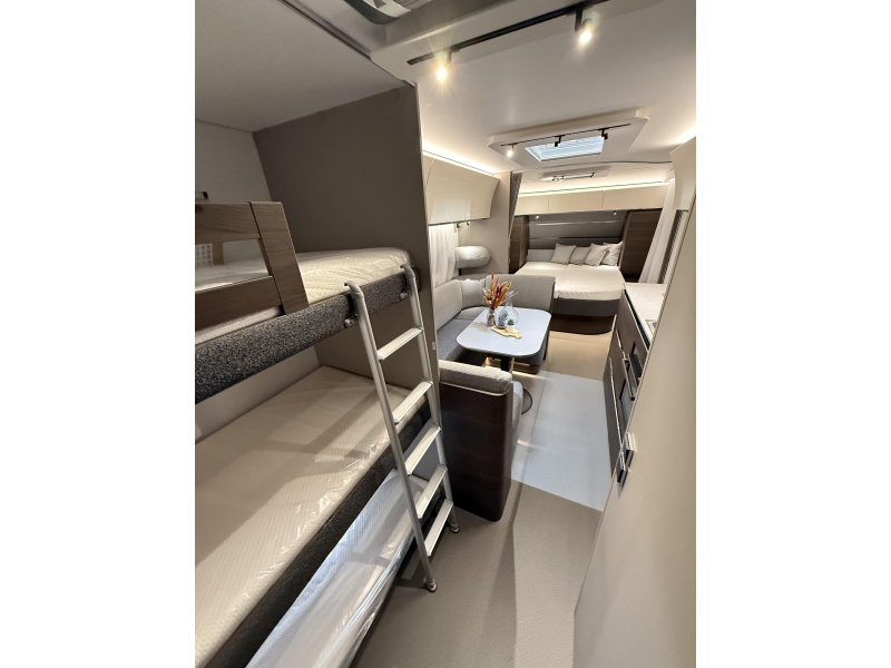 Adria Alpina 663 PT Nieuw - Actie model  foto: 9