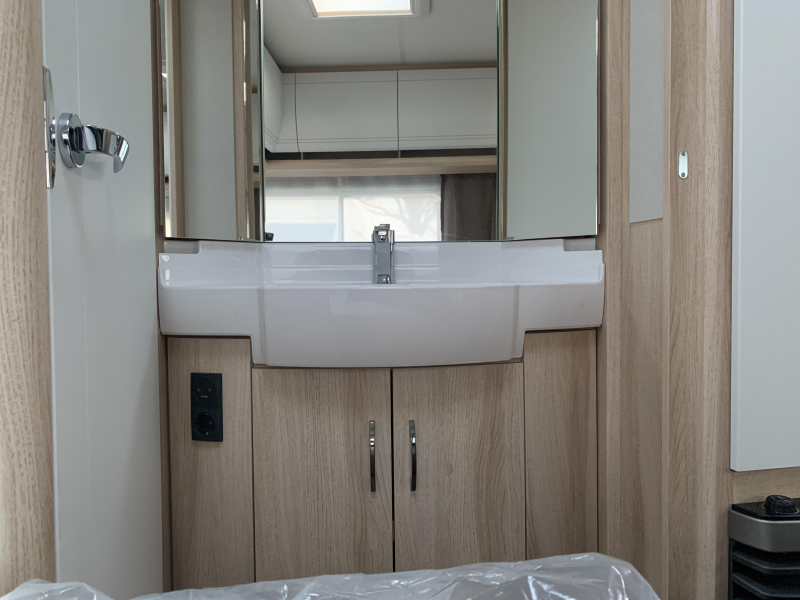 Hobby De Luxe 400 SFE Model 2026  foto: 4