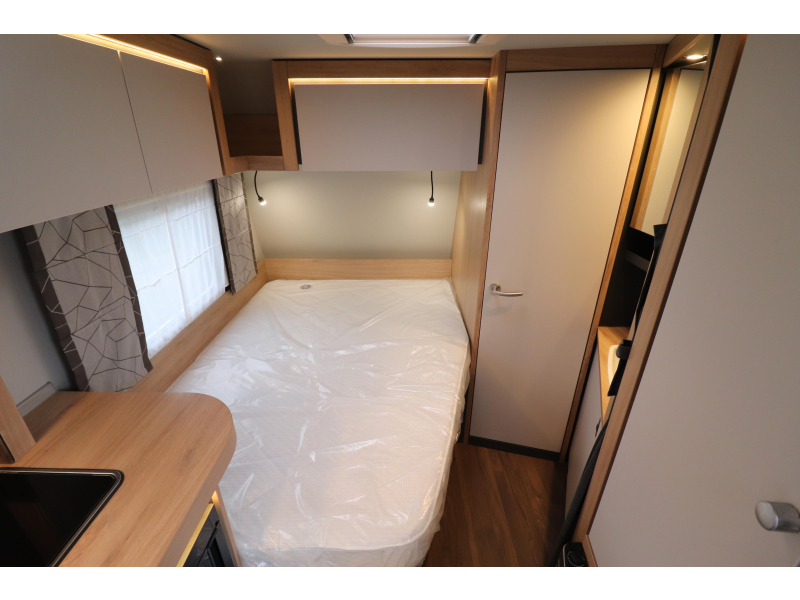 Knaus Sport Platinum 450 FU AKTION - 200 Foto: 13
